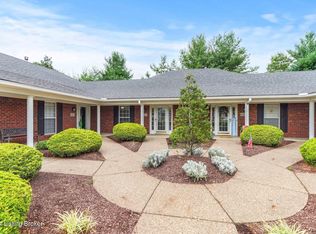8445 Aspen Glen Way, Louisville, KY 40228