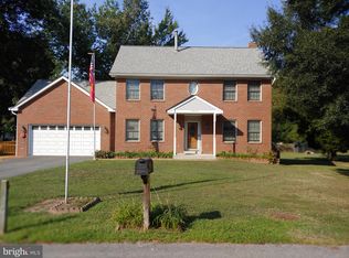 6607 Beechwood Dr, Temple Hills, MD 20748