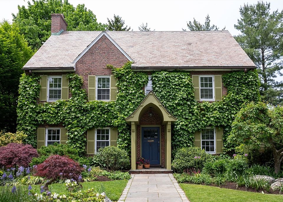 1st image of 73 Francis Ave