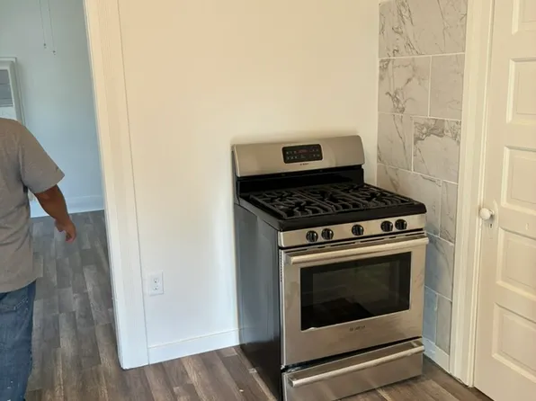 3987 Locust St #3987, Riverside, CA 92501