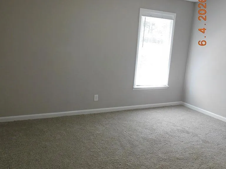 1215 Macon Rd #C — Photo 11
