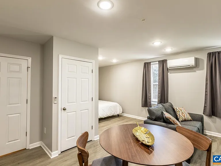 1329 Riverdale Dr #4 — Photo 10