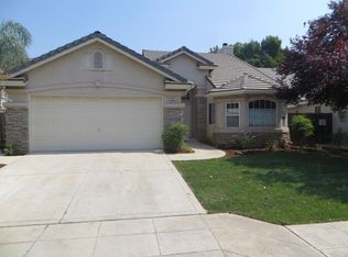 10262 N Whitney Ave, Fresno, CA 93730