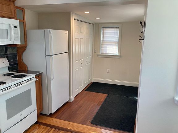 5th image of 24 Dubuque St #2