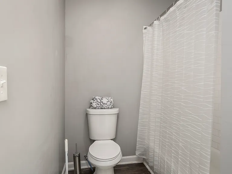 1408 Culbertson Ave — Photo 19