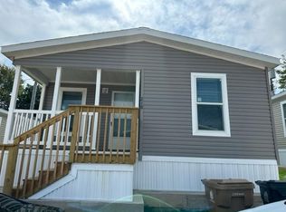 218 Cardinal Ln #218, Madison, WI 53704