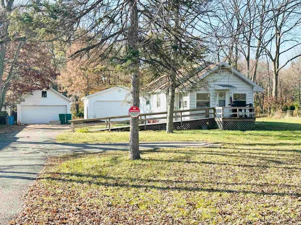 56451 Quince Rd, South Bend, IN 46619