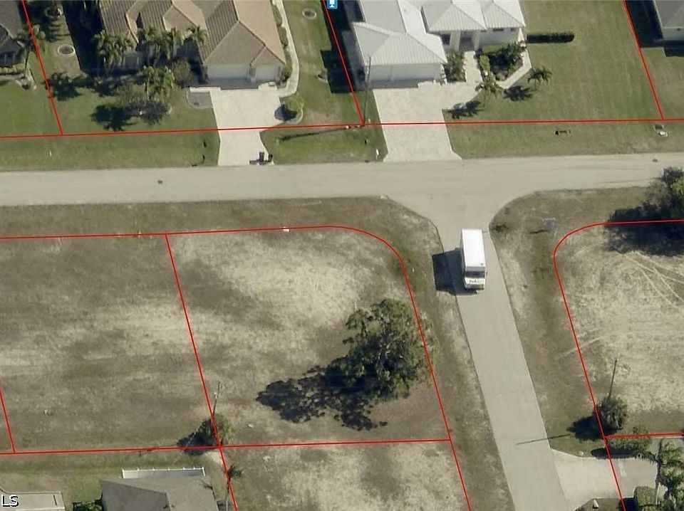 2nd image of 3610 SW 15th Pl