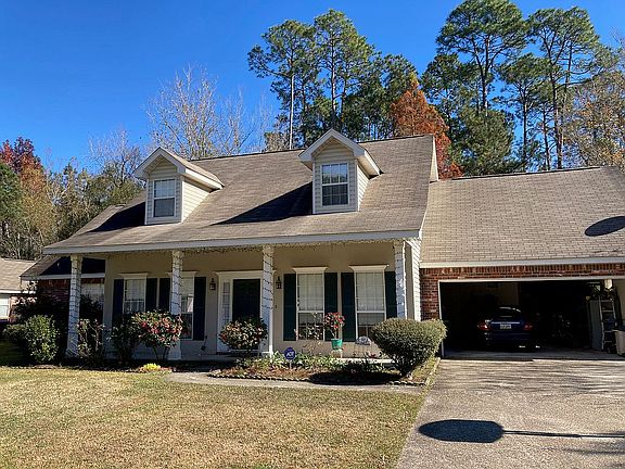 3rd image of 425 Westwood Dr