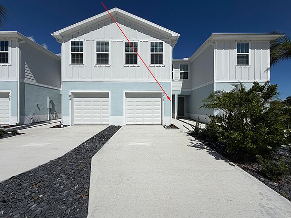 2nd image of 106 Savannah Lakes Blvd