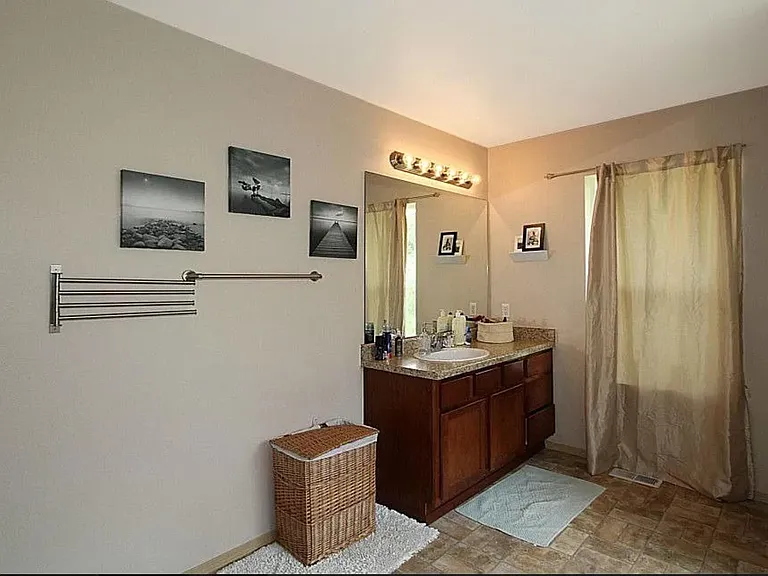 1315 190th St SE — Photo 1