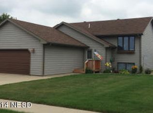 2015 13th Avenue Cir NE, Watertown, SD 57201