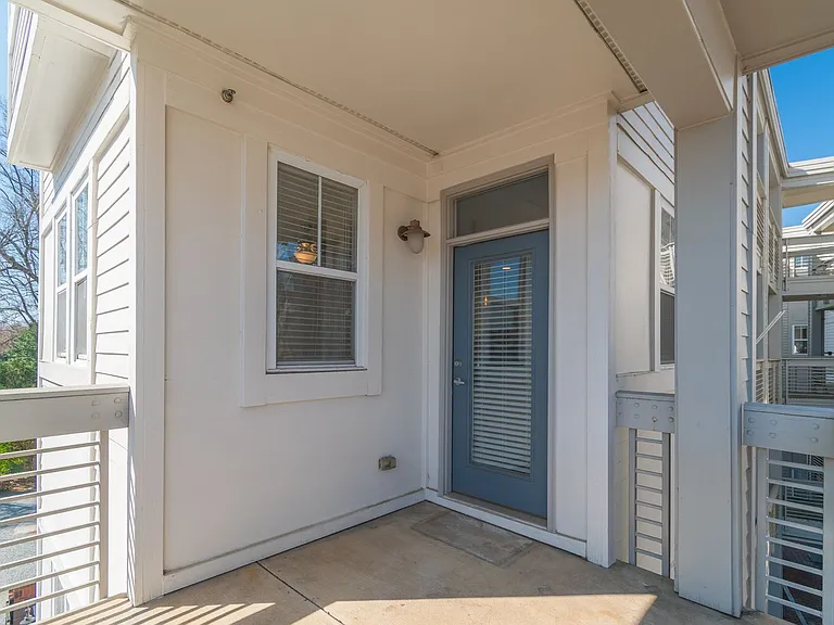 560 Oakland Ave — Photo 18