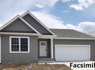 7349 W Mustang Dr, Ellettsville, IN 47429