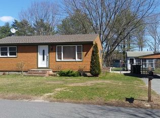 566 High Hill Rd, Dartmouth, MA 02747