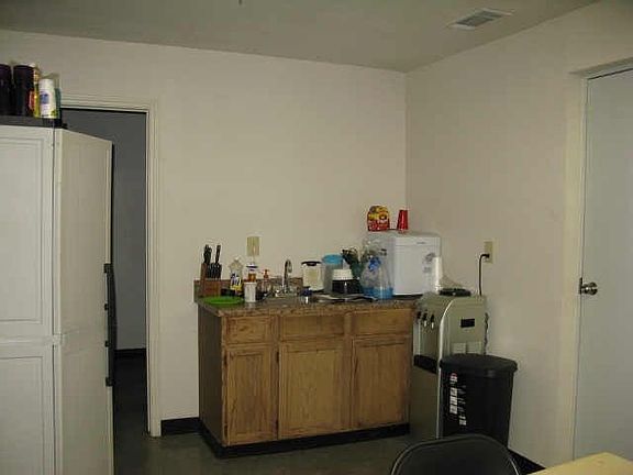5th image of 2007 Midlake Ln