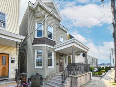 426 Hancock Pl, Fairview, NJ, 07022
