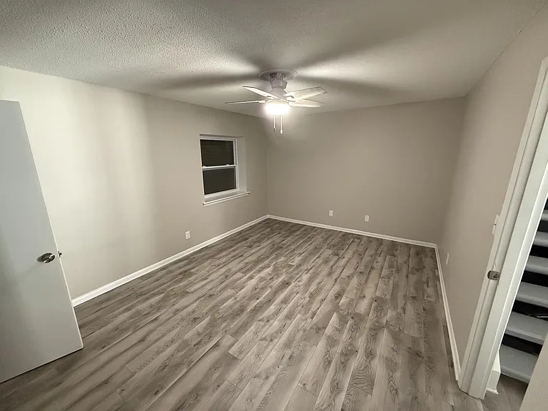 7325 Cardigan Cir — Photo 14