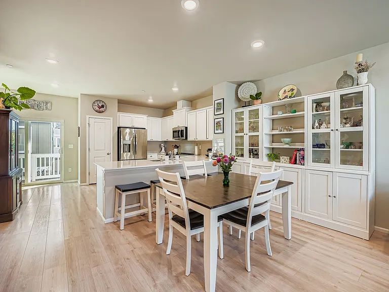 32668 Steamboat Ln — Photo 5