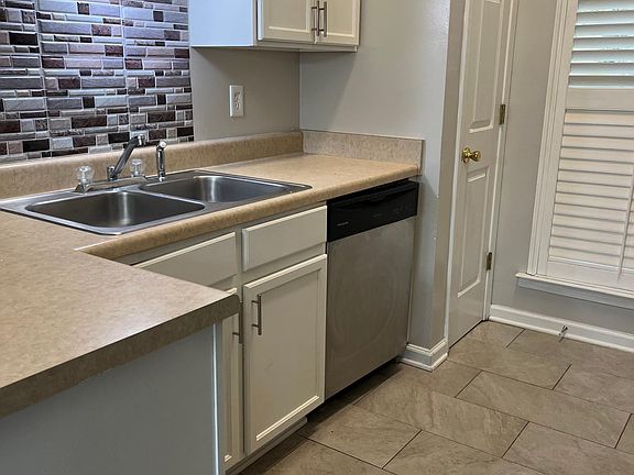 5th image of 5640 Garden Gap Dr