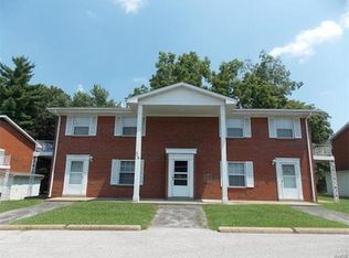510 N 38th St APT C, Belleville, IL 62226