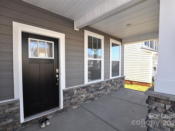 2nd image of 8007 Oakmere Rd