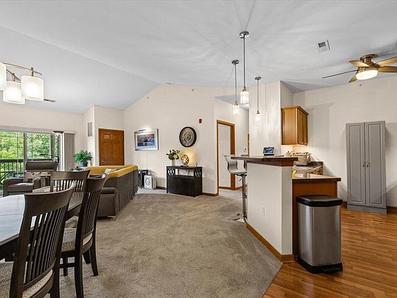 5th image of 230 Hilldale DRIVE #1311