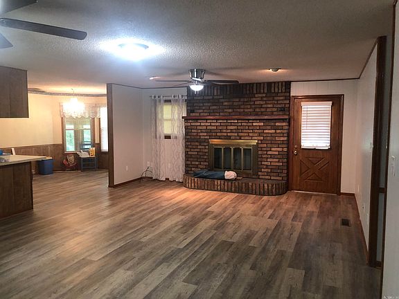 4th image of 2995 Hubbard Rd