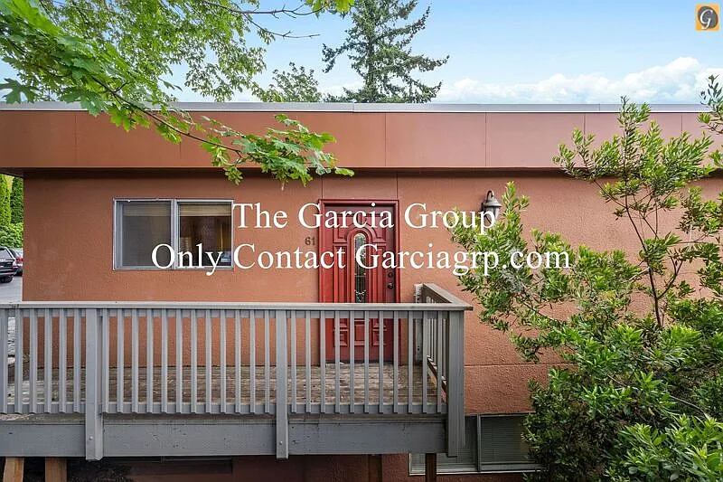 3 bed, 1.5 bath, 1054 sqft, $2,295 — Photo 1