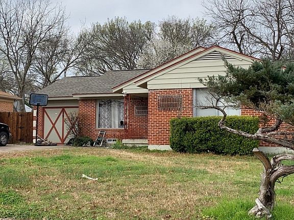 2nd image of 735 Cedar Dr