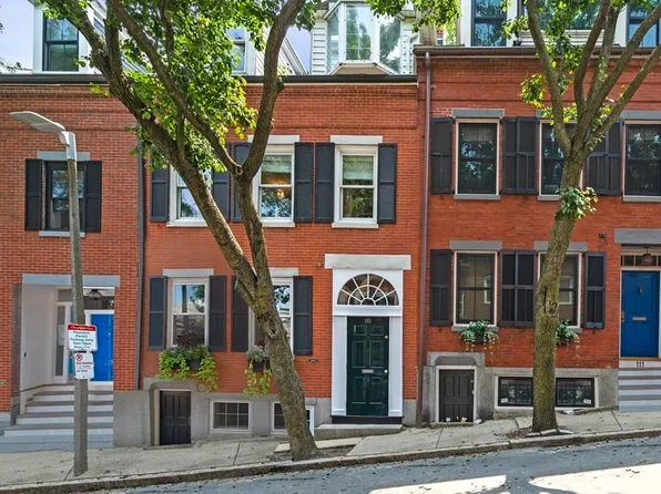 115 Baldwin St, Charlestown, MA 02129