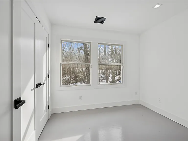876A Millstone Rd — Photo 12