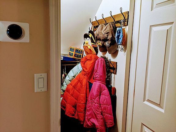 4th image of 25 Maryanne Ln