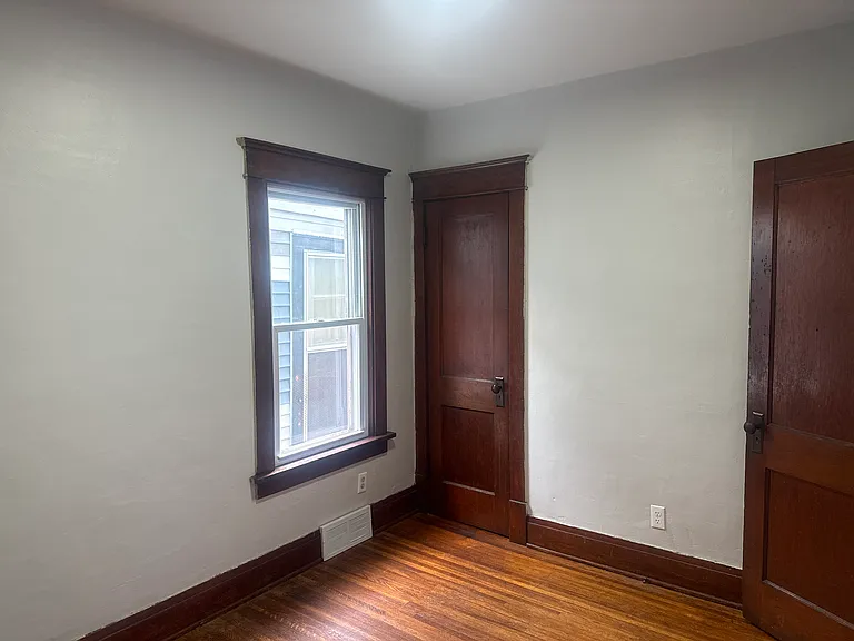 115 Grove St #1 — Photo 13