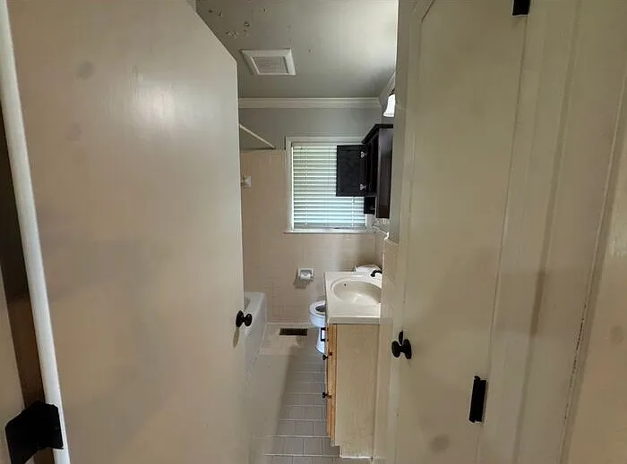 817 Chambers Dr NE — Photo 27