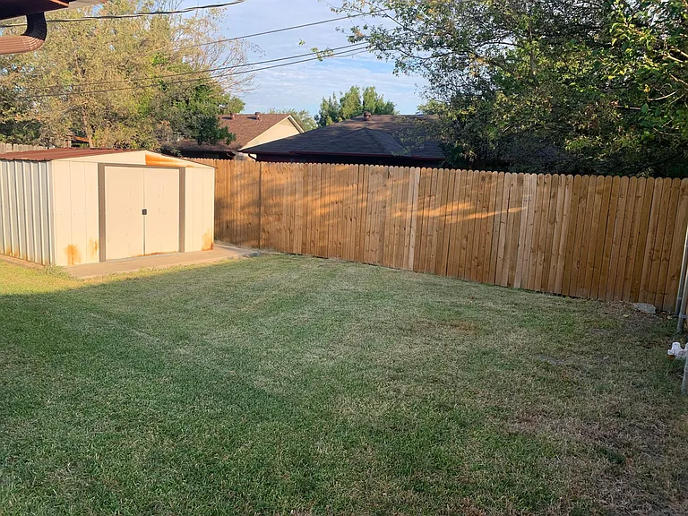 719 Bluebonnet Dr — Photo 10