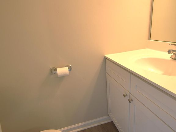 5th image of 202 Mesa Ln