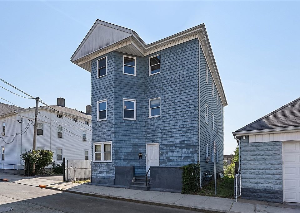 1st image of 93 Mulberry St