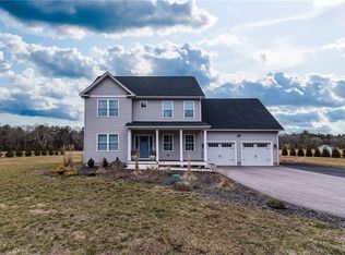 43 Kenyon Hill Trl, Richmond, RI 02898