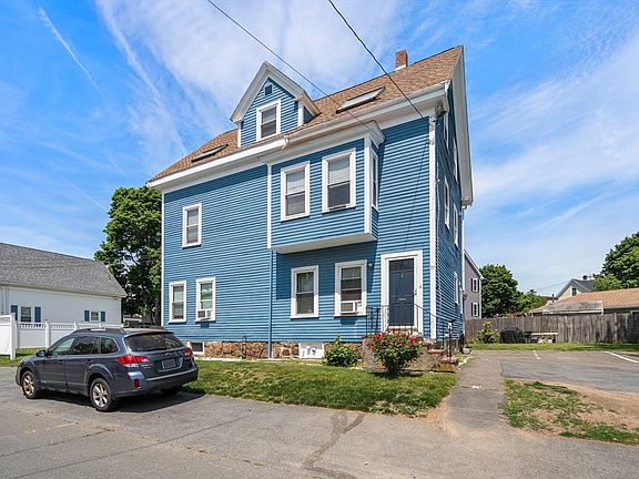 3rd image of 37 Wellman St APT 3