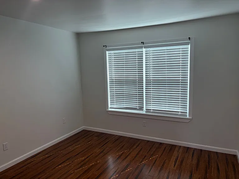421 Wendover Dr #126B — Photo 20