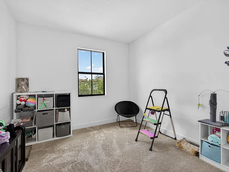 4009 Sequoia Pl — Photo 22