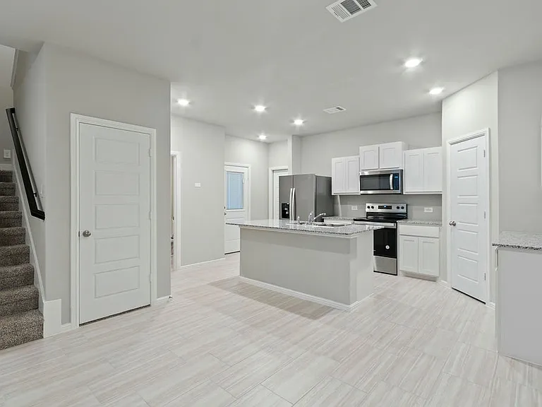 3101 Strawberry Farm Ln — Photo 22