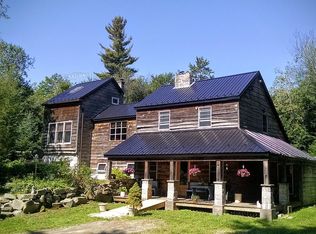 320 Winter Dr, Becket, MA 01223