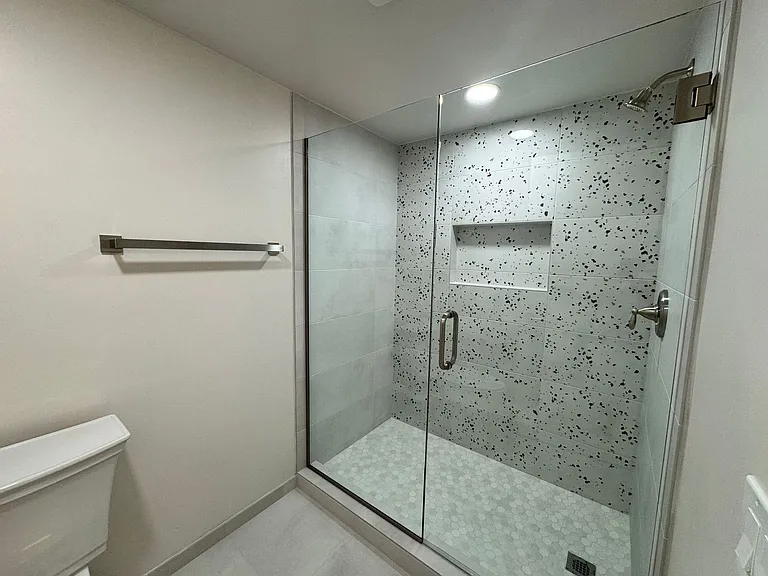 6110 Calle Mariselda #102 — Photo 5