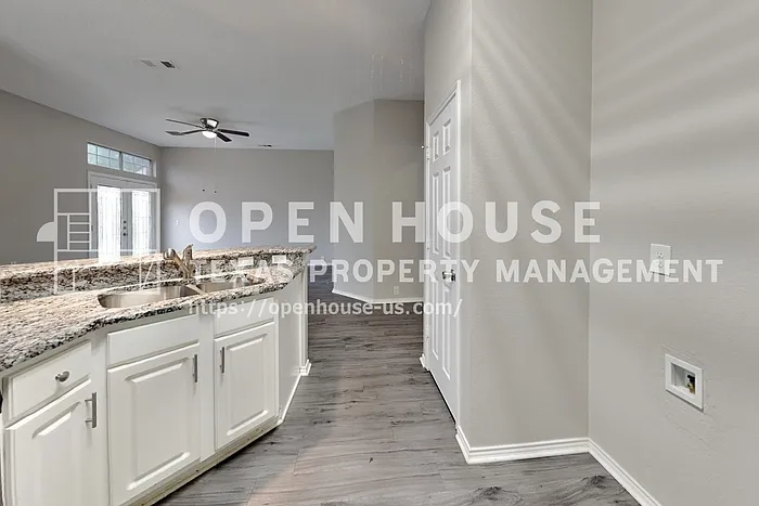 7411 Sonoma Valley Dr — Photo 6