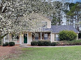 1410 Timber Walk Dr, Loganville, GA 30052