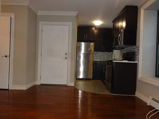 Rented by Blue Egg Realty Corp | media 29