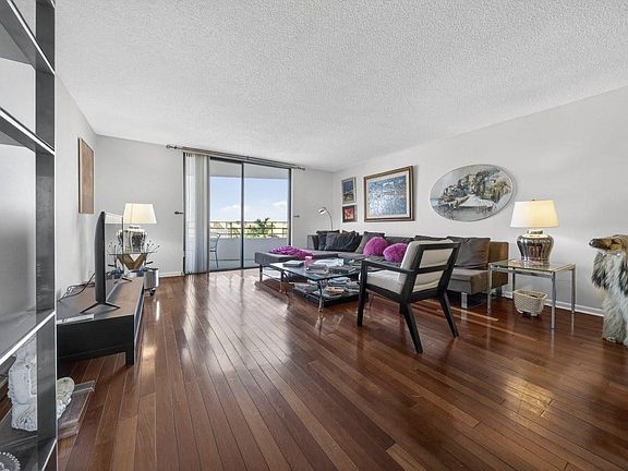 5th image of 600 Three Islands Boulevard #406