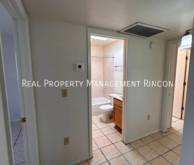 1150 N Catalina Ave #3 — Photo 8